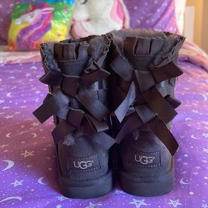 UGG BOW BOOTS- Purple- Little Kids